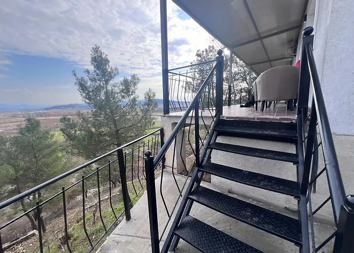 Ξενοδοχείο I Pari 3*