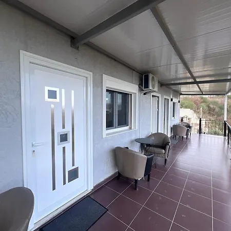 Ξενοδοχείο I Pari