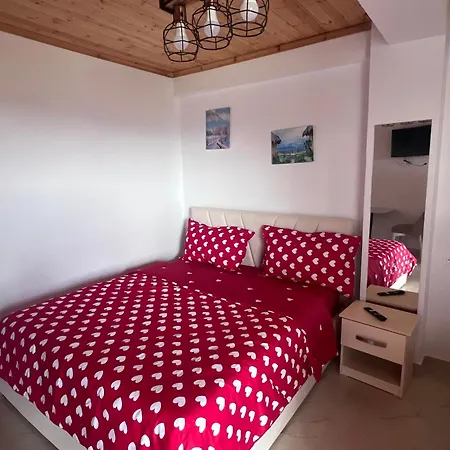 I Pari Ξενοδοχείο