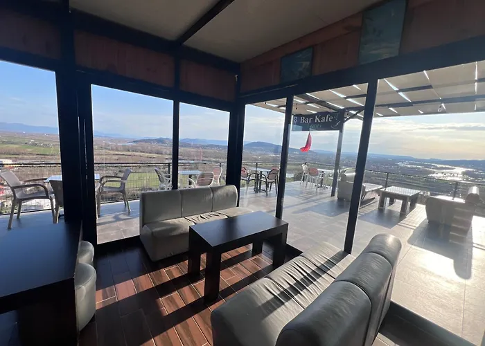 I Pari Hotel Shkodër